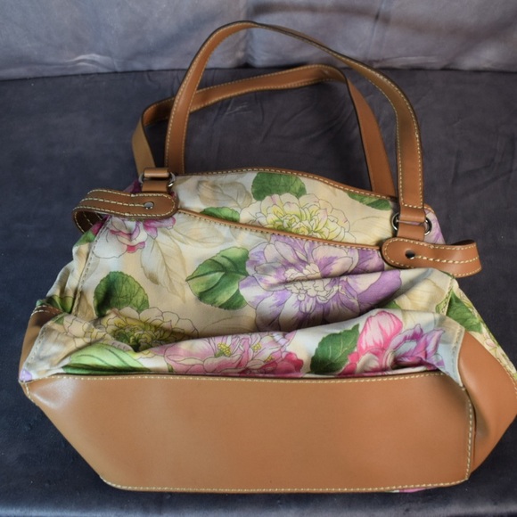 Relic Pink Floral Tan Faux Leather Trim Tote Purse Magnetic Snap Close Preowned - Picture 2 of 5